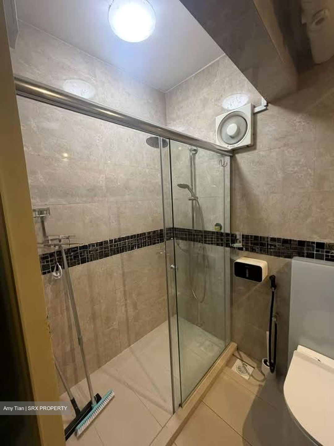 Blk 331 Tah Ching Road (Jurong West), HDB Executive #586700911